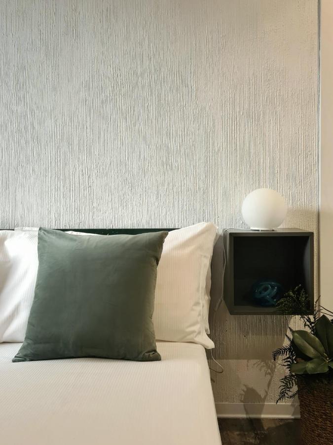 Serendipity Apartments - Montenapoleone Milano Eksteriør billede
